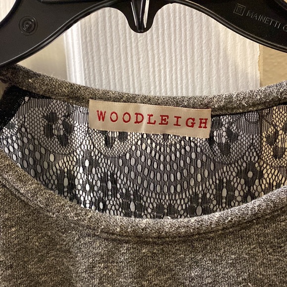 Lace back sweater - Picture 3 of 5